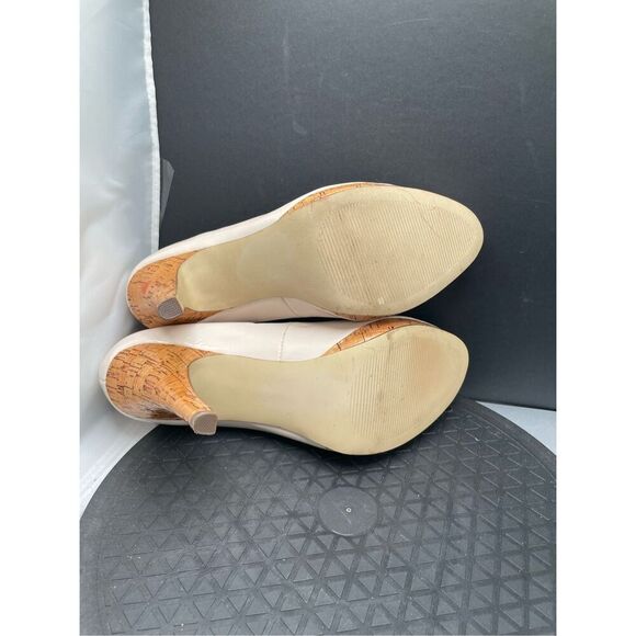 Alfani Maddy Platform Pump Cream Color Patent Leather Size 10 - Picture 8 of 10